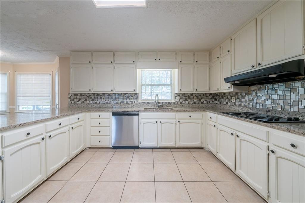 4510 Trumble Terrace, Snellville, Georgia image 5