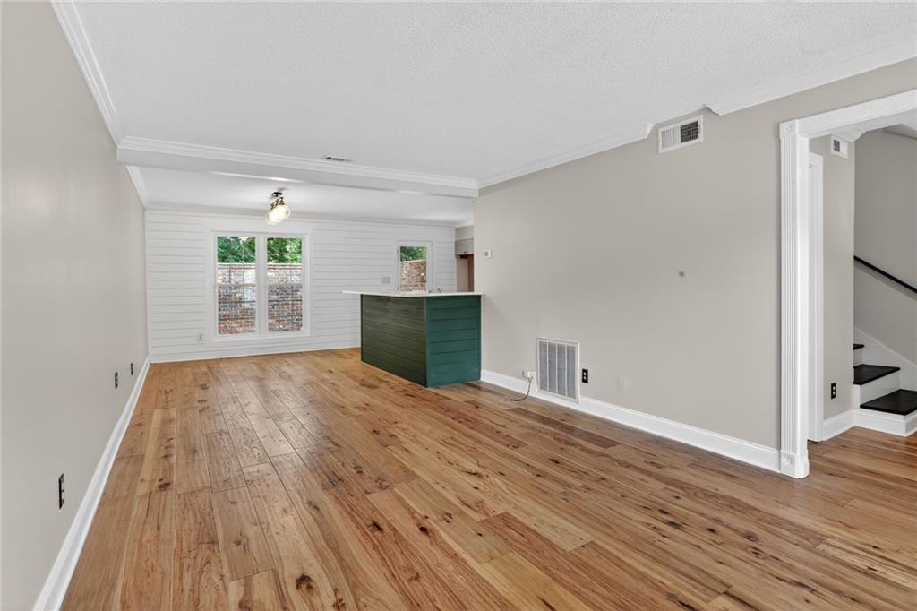 5 Spinning House Place NW