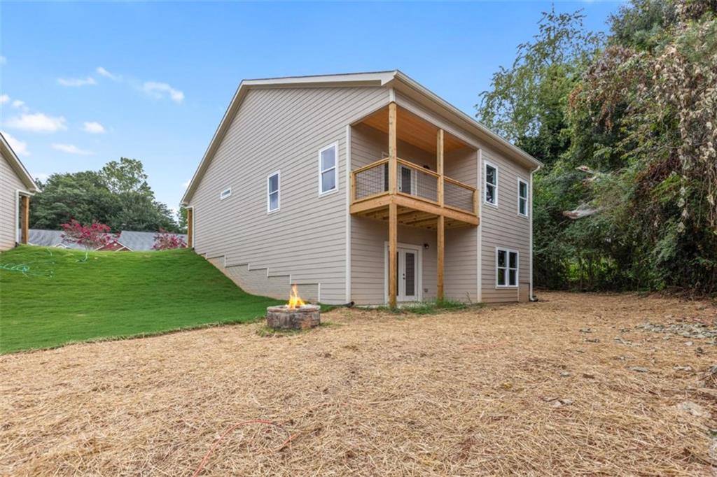 93 Colonial Dr
