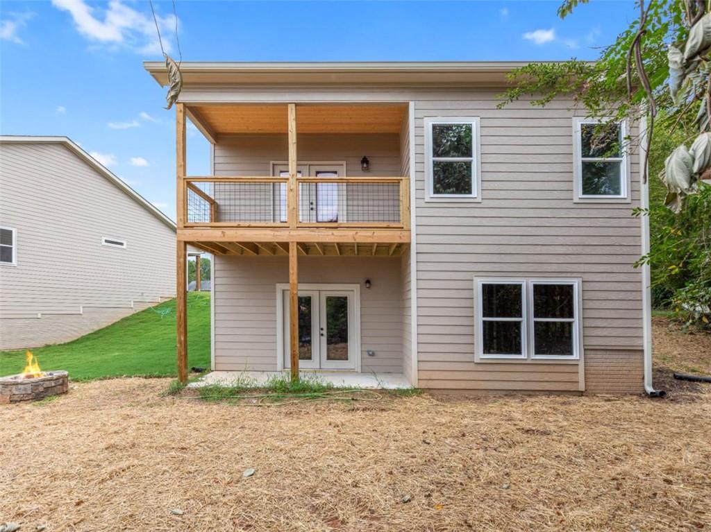 93 Colonial Dr