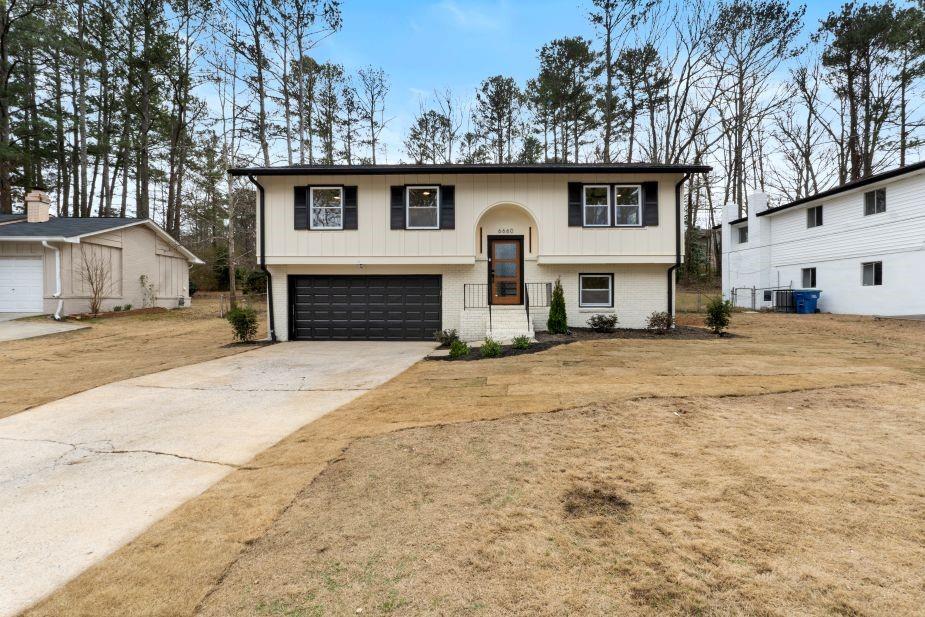 6660 Hidden Brook Trail, Atlanta, Georgia image 1