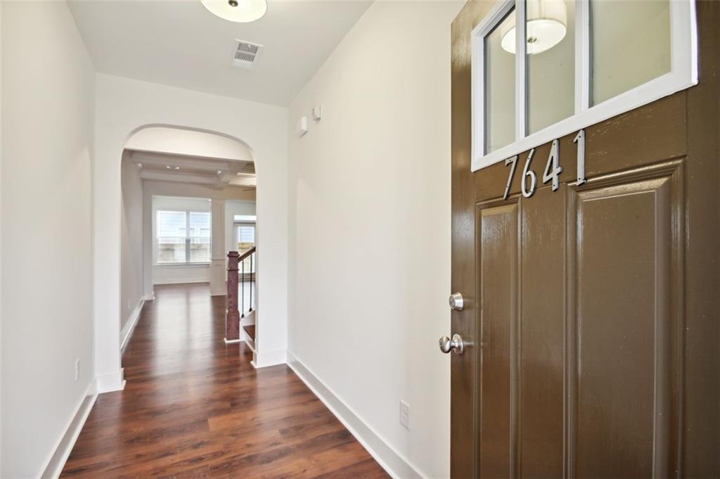 7641 SQUIRE Court