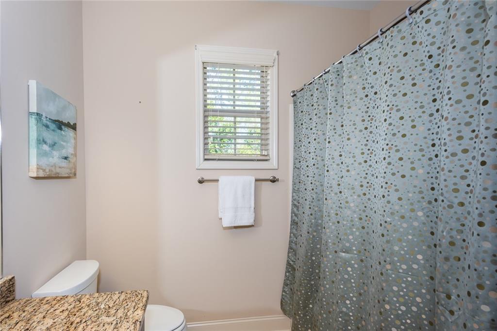 1595 Bluestone Drive, Cumming, Georgia image 31