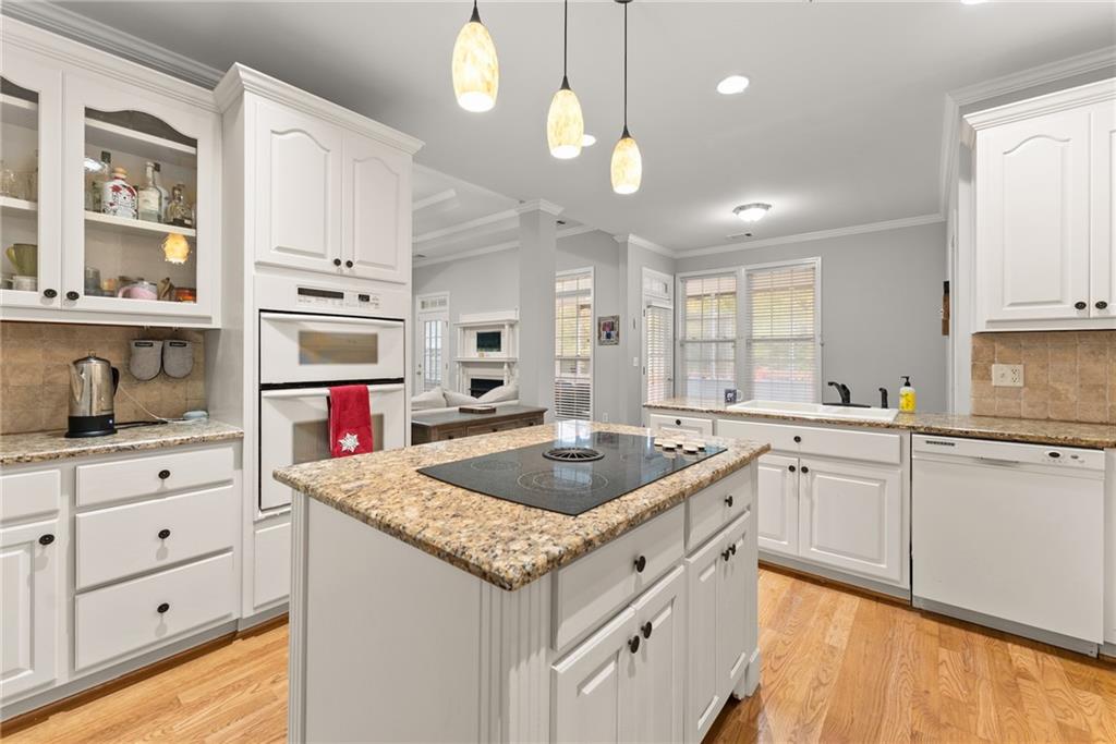 1617 Edwards Mill Road