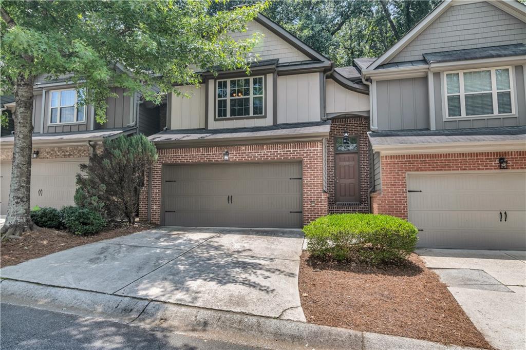 109 Creighton Lane