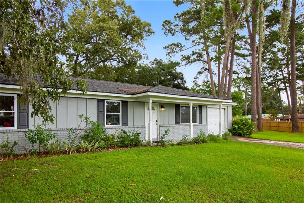 302 Larbre Road