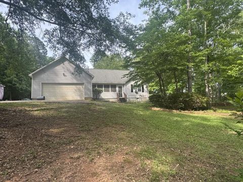102 Discovery Bay NW Milledgeville GA 31061