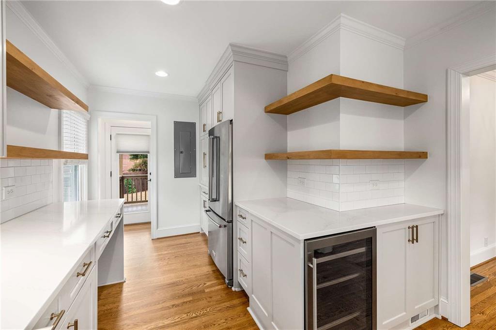 Martin Manor - Residential