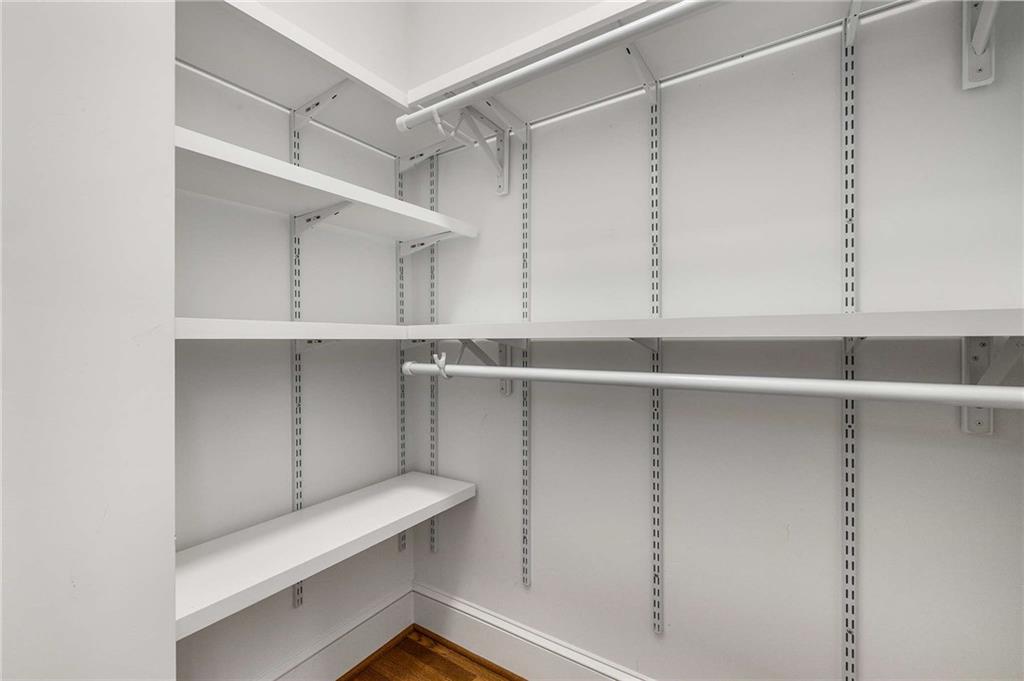 Martin Manor - Residential