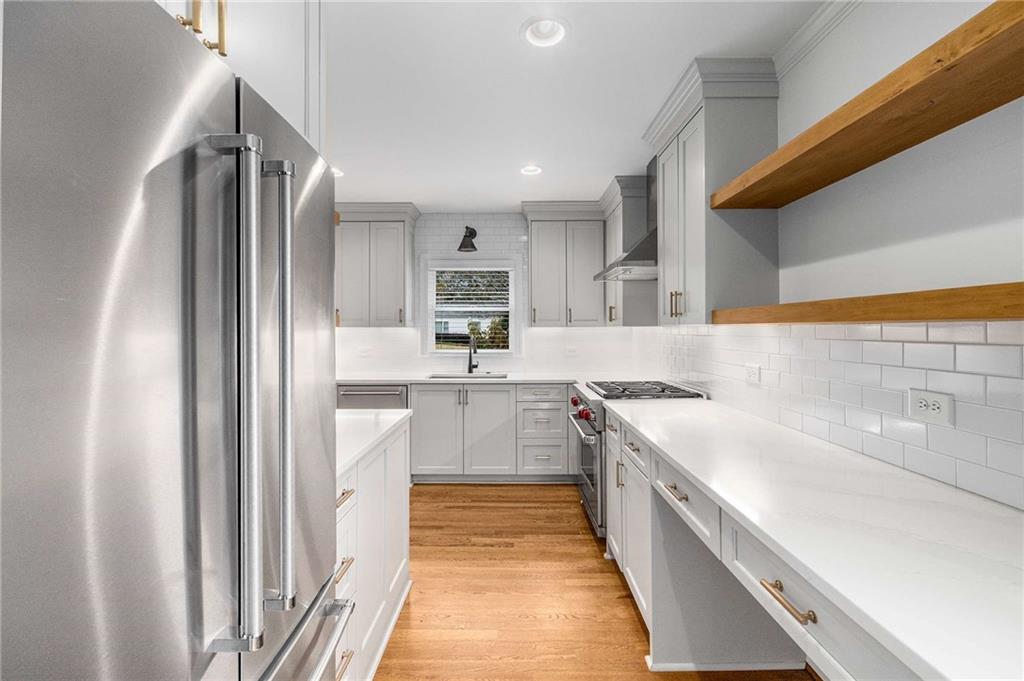 Martin Manor - Residential