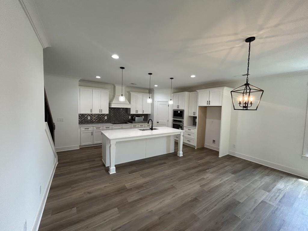 1269 PJ East Road