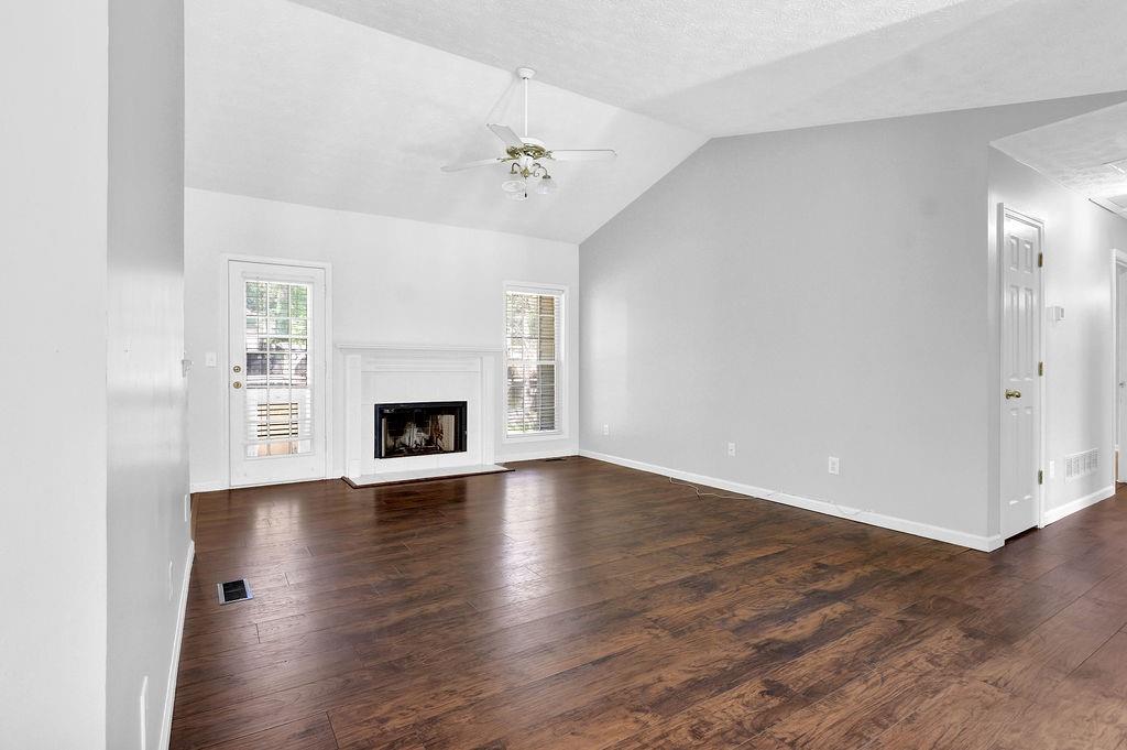 2865 Maple Vista Lane, Lawrenceville, Georgia image 3