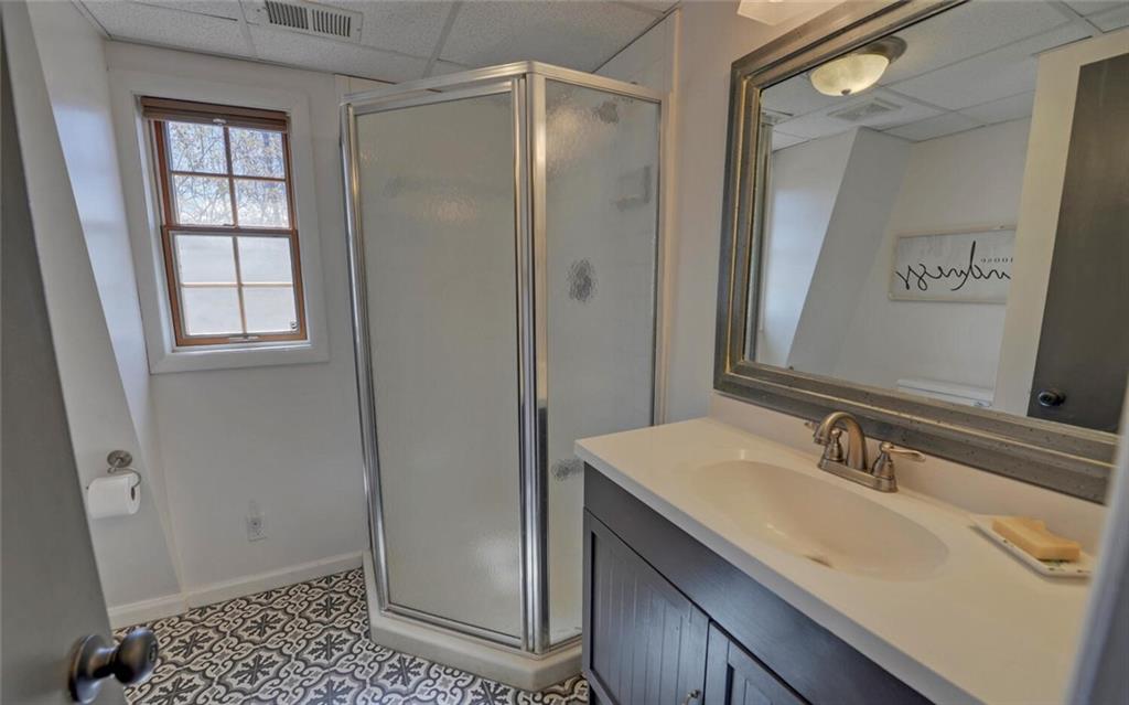 1492 Ivy Mountain Road