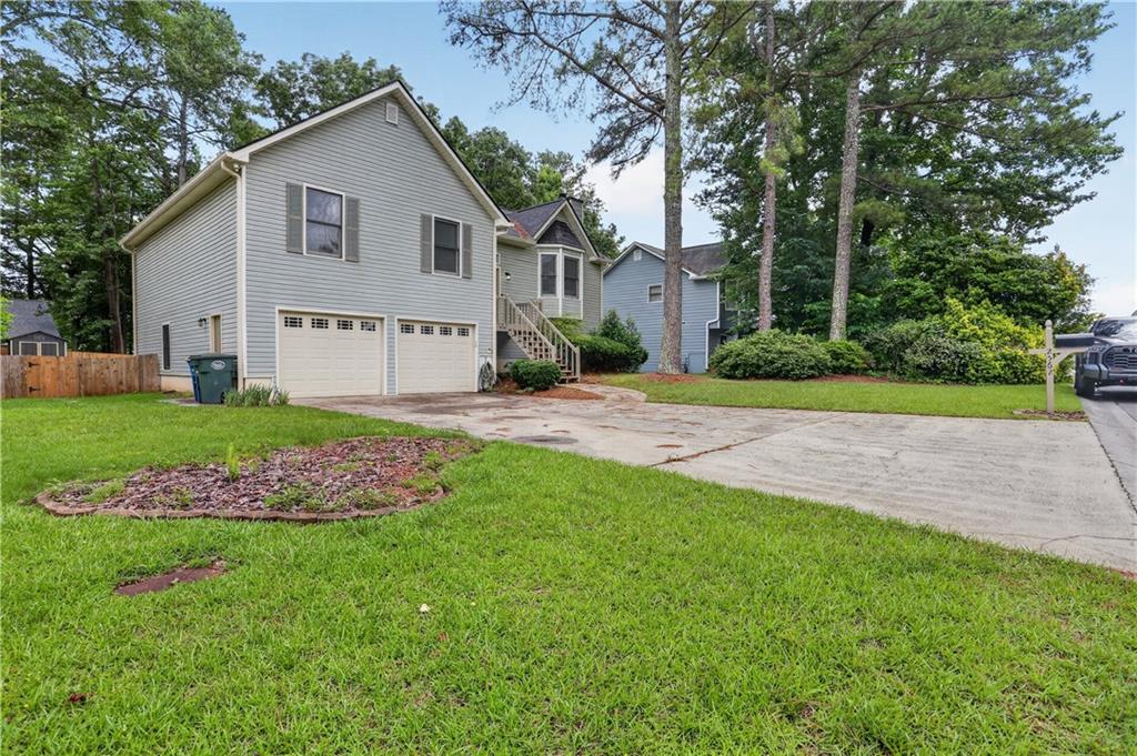 2562 Kennesaw Springs Court