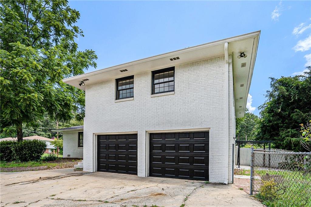 1894 Twin Falls Road