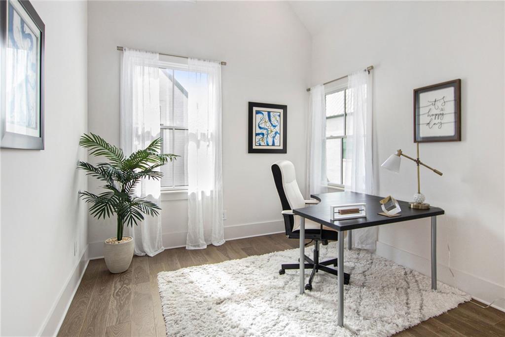 Photo 12 of 25 of 490 Heatherden Avenue townhome