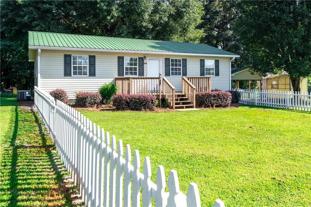 894 Lakeview Drive, Nicholson, GA, 30565