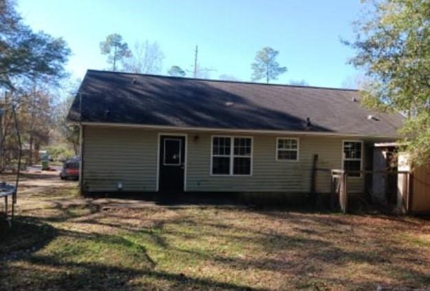 216 Cloverleaf Circle, Bainbridge, Georgia image 2