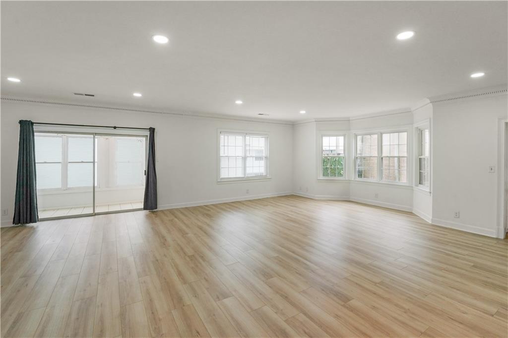 3649 Peachtree Road NE 305