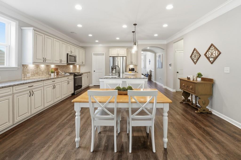 Claremore Manor - Residential