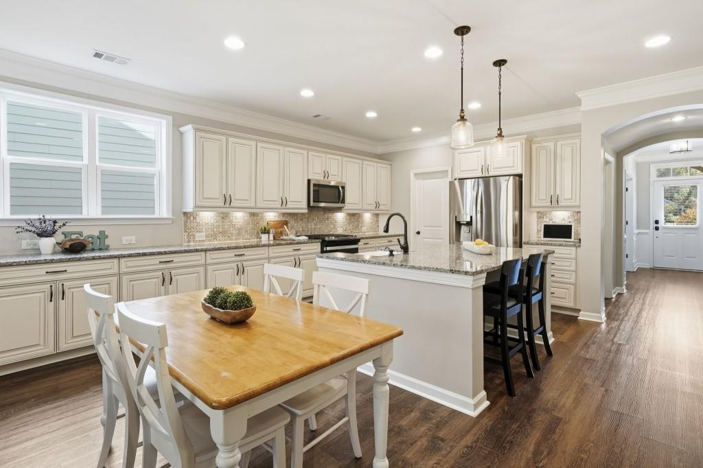 Claremore Manor - Residential