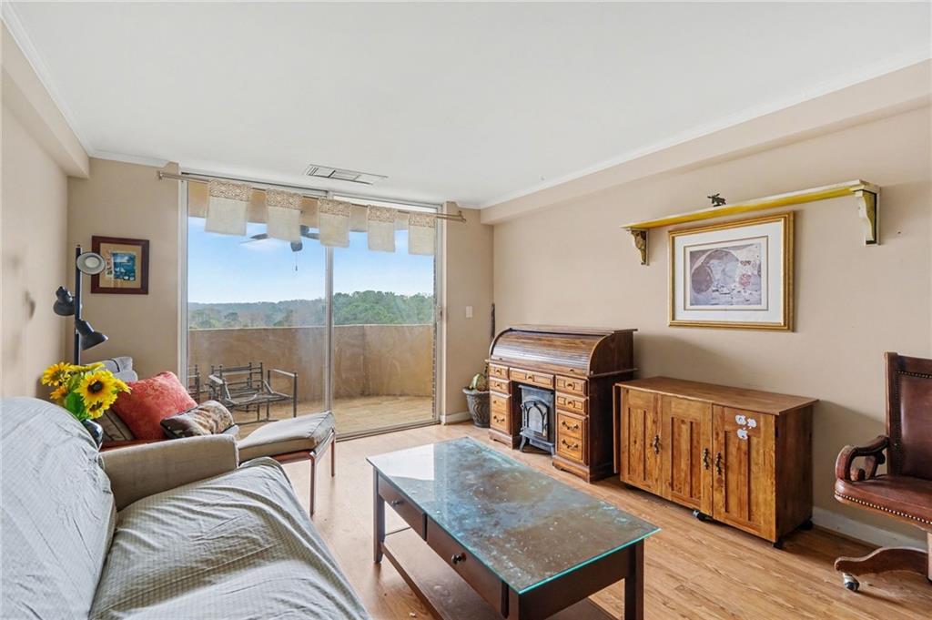 1501 Clairmont Road 1319