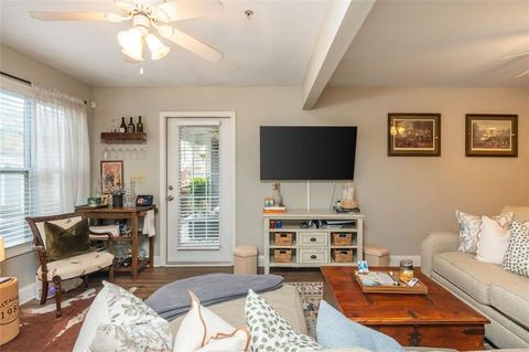 Condo For Sale - 208 Madison Lane #208<br/> Smyrna, GA 30080