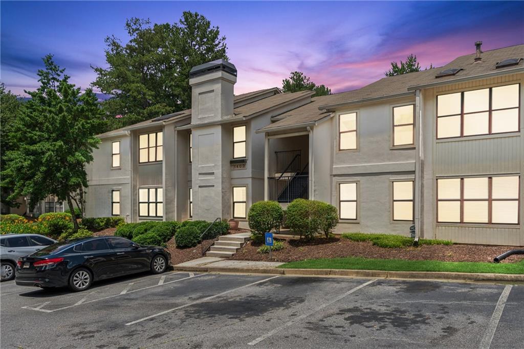 Renovated Condo with prime Sandy Springs location! New flooring and granite countertops with custom white kitchen cabinets. Modern kitchen with stainless steel appliances including refrigerator, dishwasher, stove, and microwave. Custom shutters and blinds throughout home. HOA fees cover the ground maintenance, trash, reserve fund, termite protection, water, sewer, and outside building giving the owner peace of mind at a great value!