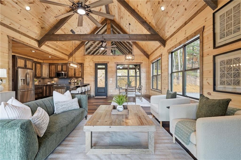 250 Wolf Creek Circle