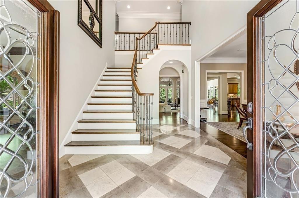 2271 Glen Mary Place