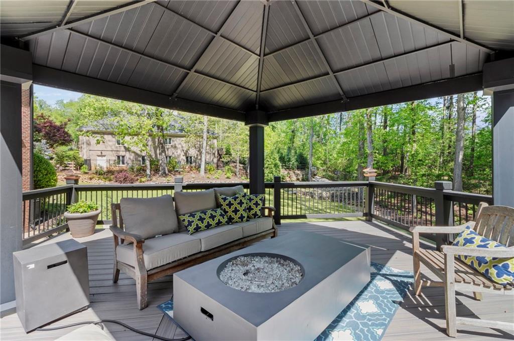 5790 Heards Forest Drive, Atlanta, Georgia image 46