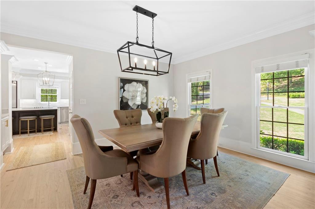 5790 Heards Forest Drive, Atlanta, Georgia image 18