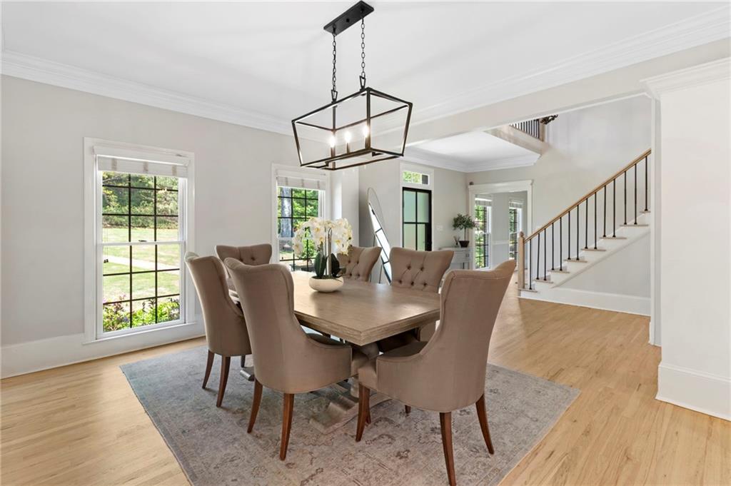 5790 Heards Forest Drive, Atlanta, Georgia image 6
