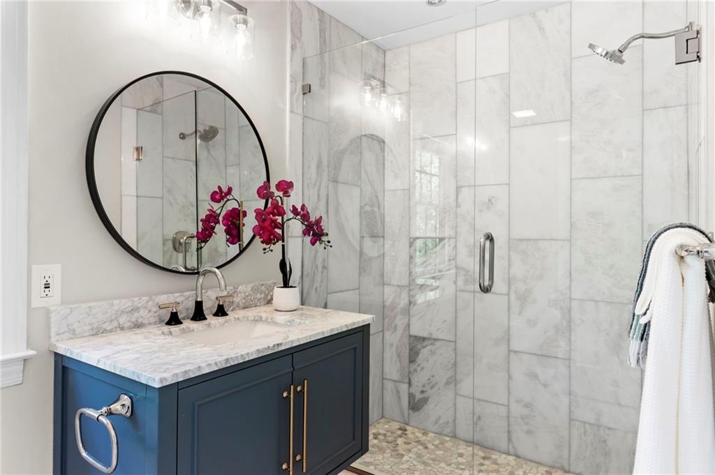 5790 Heards Forest Drive, Atlanta, Georgia image 37
