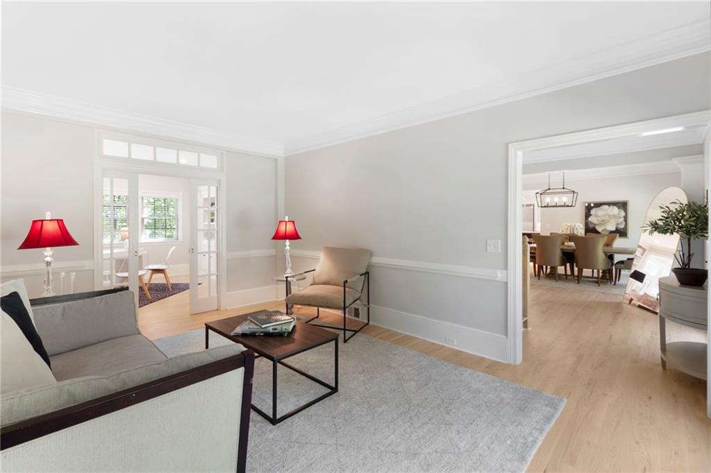 5790 Heards Forest Drive, Atlanta, Georgia image 7
