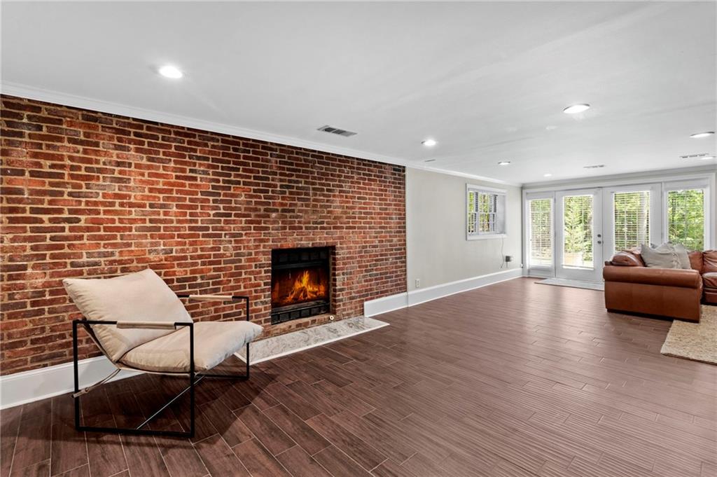 5790 Heards Forest Drive, Atlanta, Georgia image 40