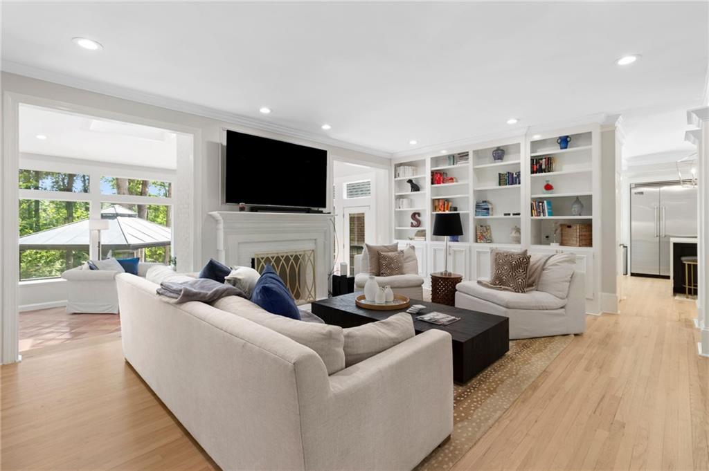 5790 Heards Forest Drive, Atlanta, Georgia image 14