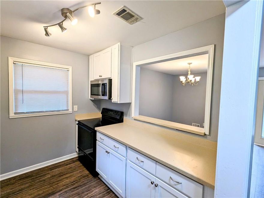 Great investment opportunity duplex with high ROI potential. This fully renovated duplex features 2 bedrooms and 2 bathrooms in each 1100 sq ft unit (4990/4992). Both units are occupied by long-term tenants of 3+ years, with leases transferable to the new owner, offering immediate rental income.