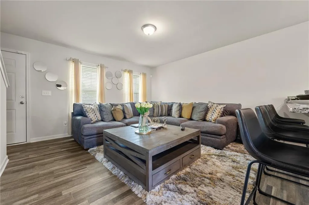 Milner, Georgia 30257, United States, 4 Bedrooms Bedrooms, ,3 BathroomsBathrooms,Residential,Active,176428