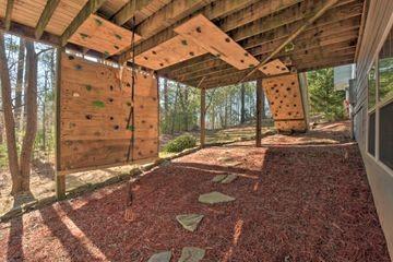 5382 Pine Forest Road