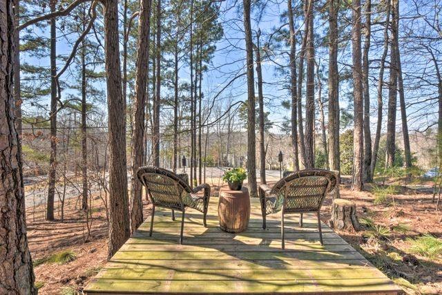 5382 Pine Forest Road