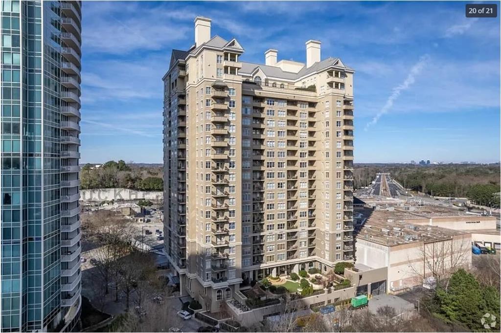 3334 Peachtree Road NE 404