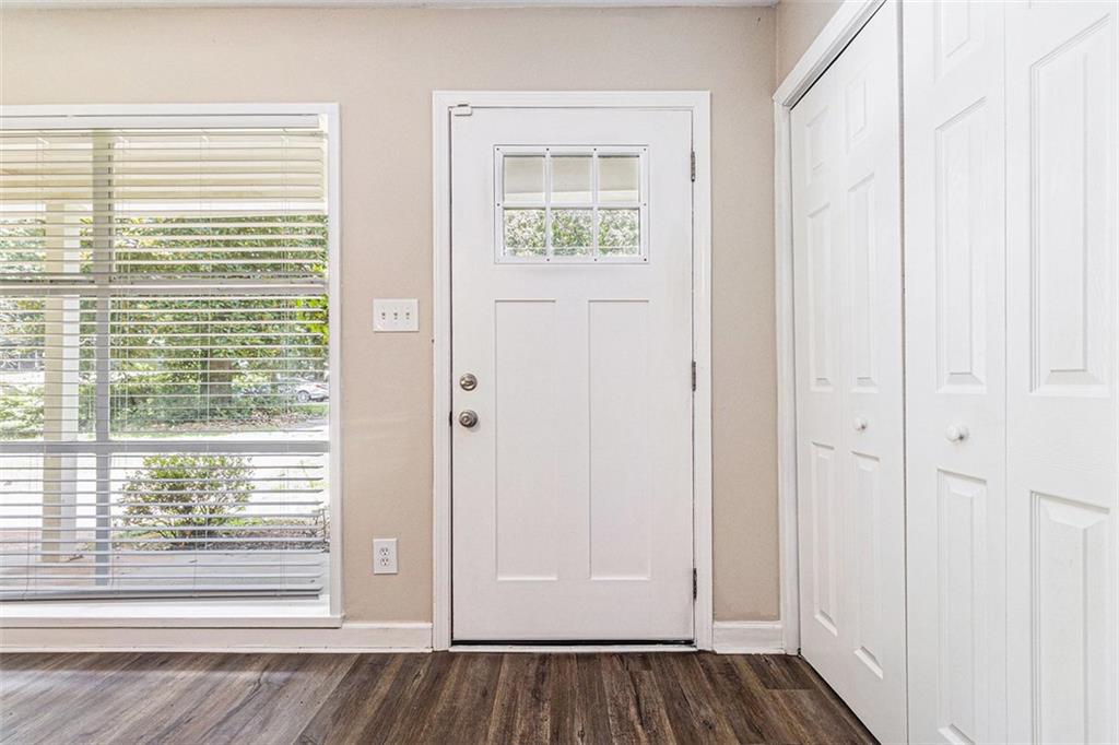 3467 LONGLEAF Drive