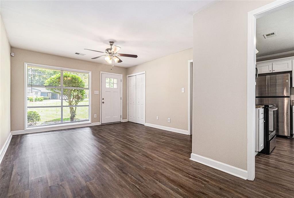 3467 LONGLEAF Drive