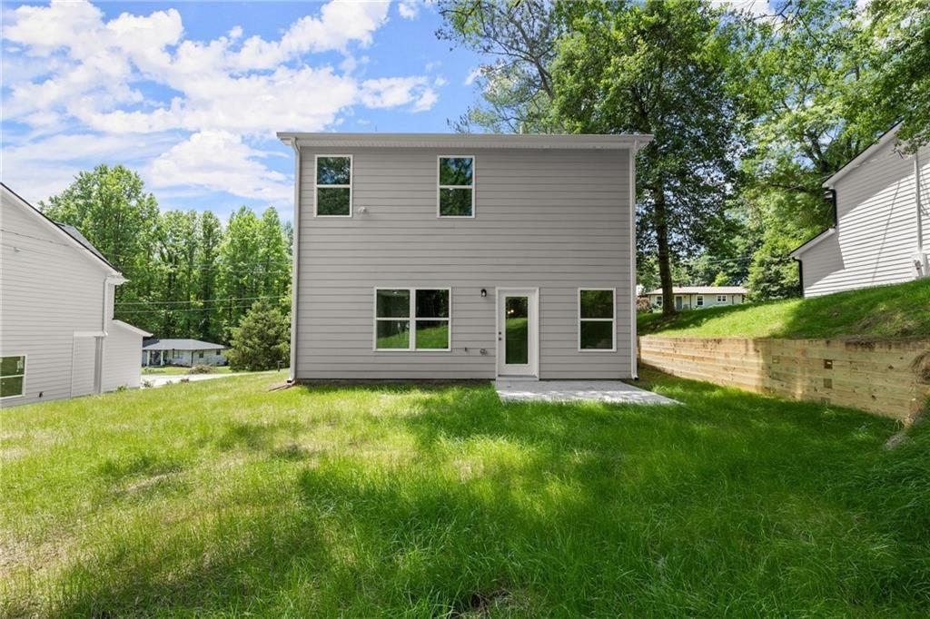 6162 Laurel Wood Trail