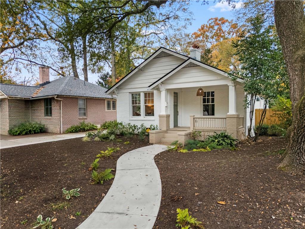 884 Edgewood Avenue NE