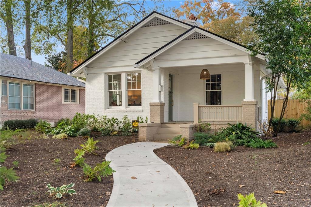 884 Edgewood Avenue NE