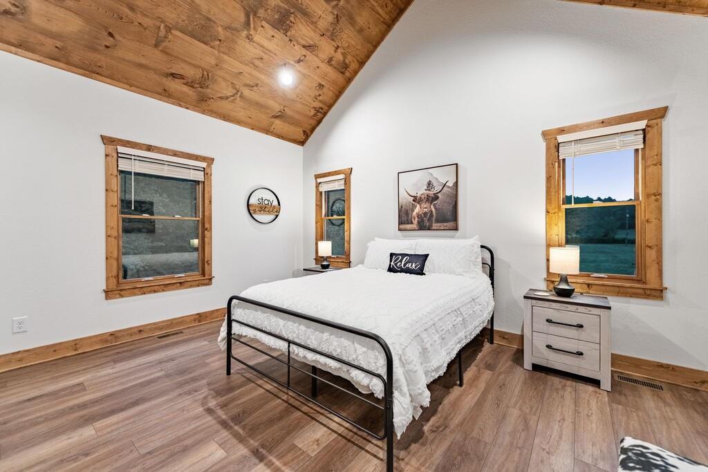 235 W Conasauga Creek