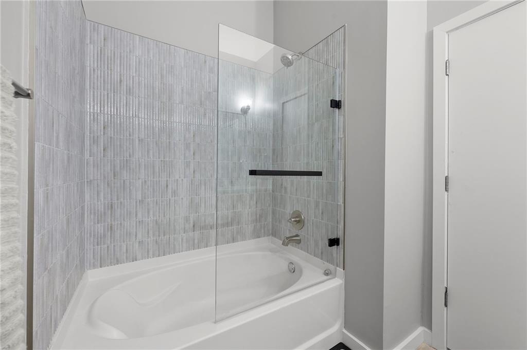 5300 Peachtree Road #105, Atlanta, Georgia image 17