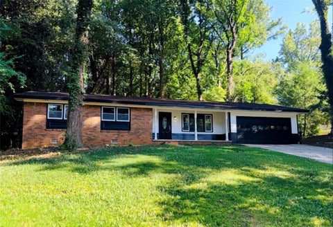 Homes For Sale - 4205 Commodore Drive<br/> Atlanta, GA 30341